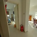 Il Cappero, Sul Mare Apartment