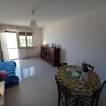 Il Cappero, Sul Mare Apartment