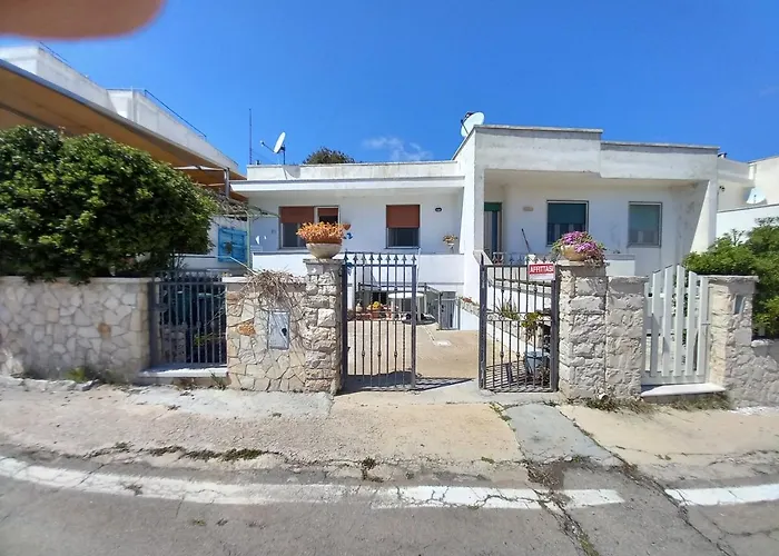 Il Cappero, Sul Mare Apartment