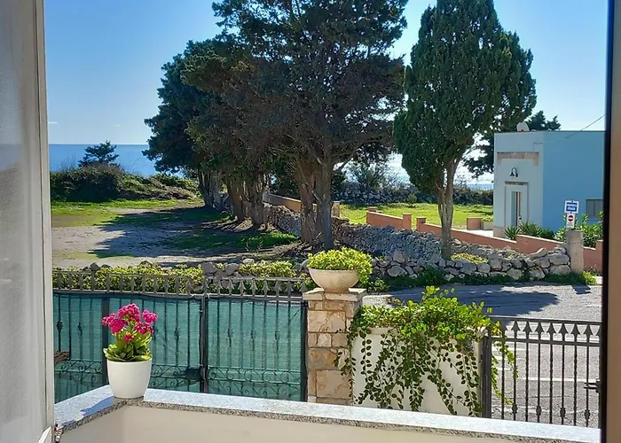 Il Cappero, Sul Mare Apartment *